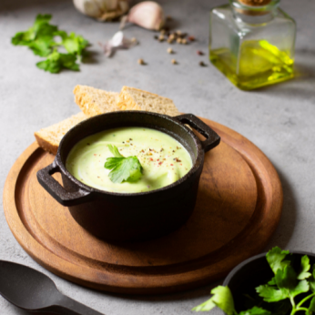 Soupe courgette parmesan noisettes