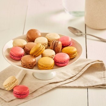 12 Macarons au 4 Parfums