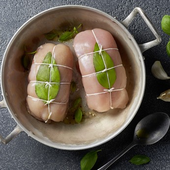 Escalope de poulet farcie au basilic