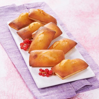 8 financiers framboises