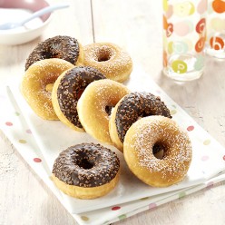 8 donuts assortis