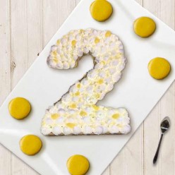 Number Cake - Chocolat blanc / Citron - Numéro 2 - 8 parts