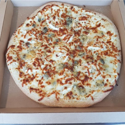 Pizza aux 3 fromages