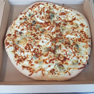 Pizza aux 3 fromages