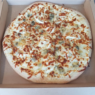Pizza 3 fromages pâte industrielle